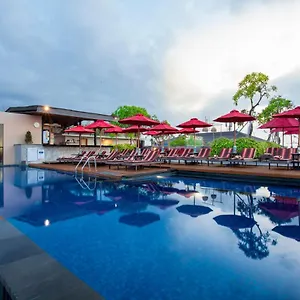 Sevn Hotel Legian (Bali)